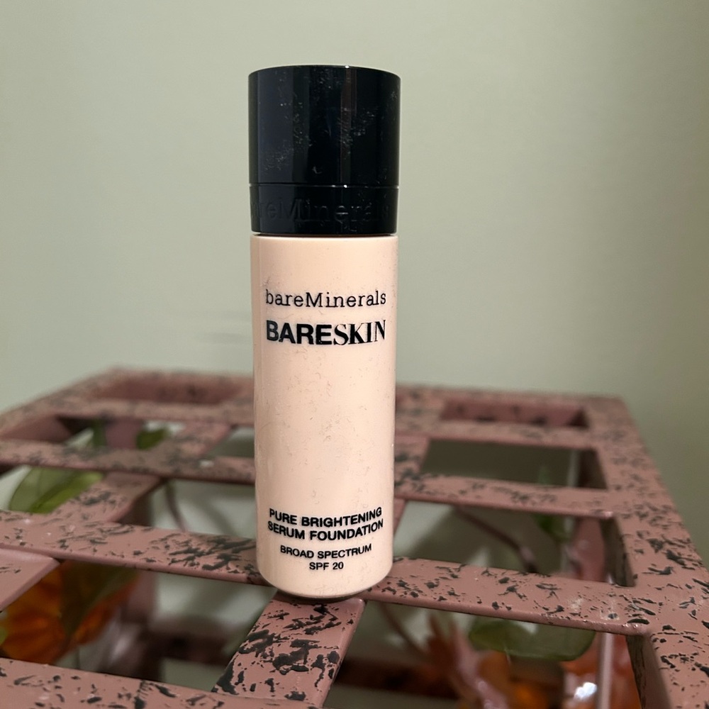 bareMinerals BARE IVORY 04 Bareskin Pure Brightening Serum Foundation 30ml